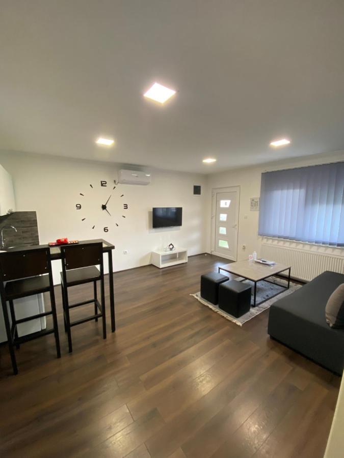 Apartmani Mira Palić Exteriér fotografie